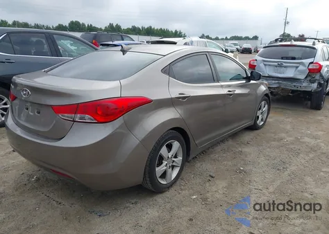 2013 Hyundai Elantra Gls/Limited z USA, uszkodzony, nr VIN 5NPDH4AE4DH366032